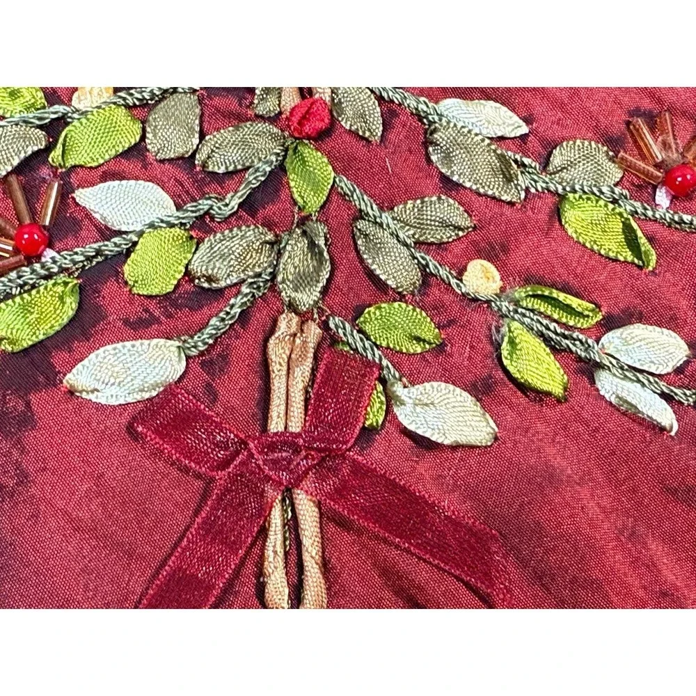 Holiday Christmas Tree Embroidered Table Cloth Shimmery‎ Silky Red Green Trim